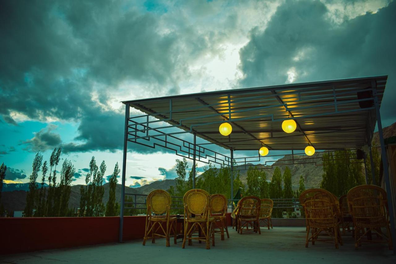 Raybo Hostel Leh Exterior photo